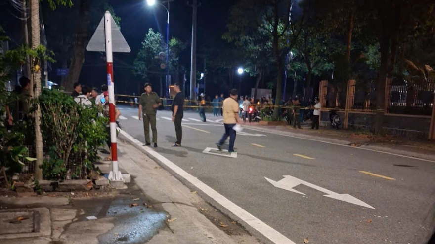 Điều tra nghi án chồng sát hại vợ con rồi tự tử ở TP.HCM