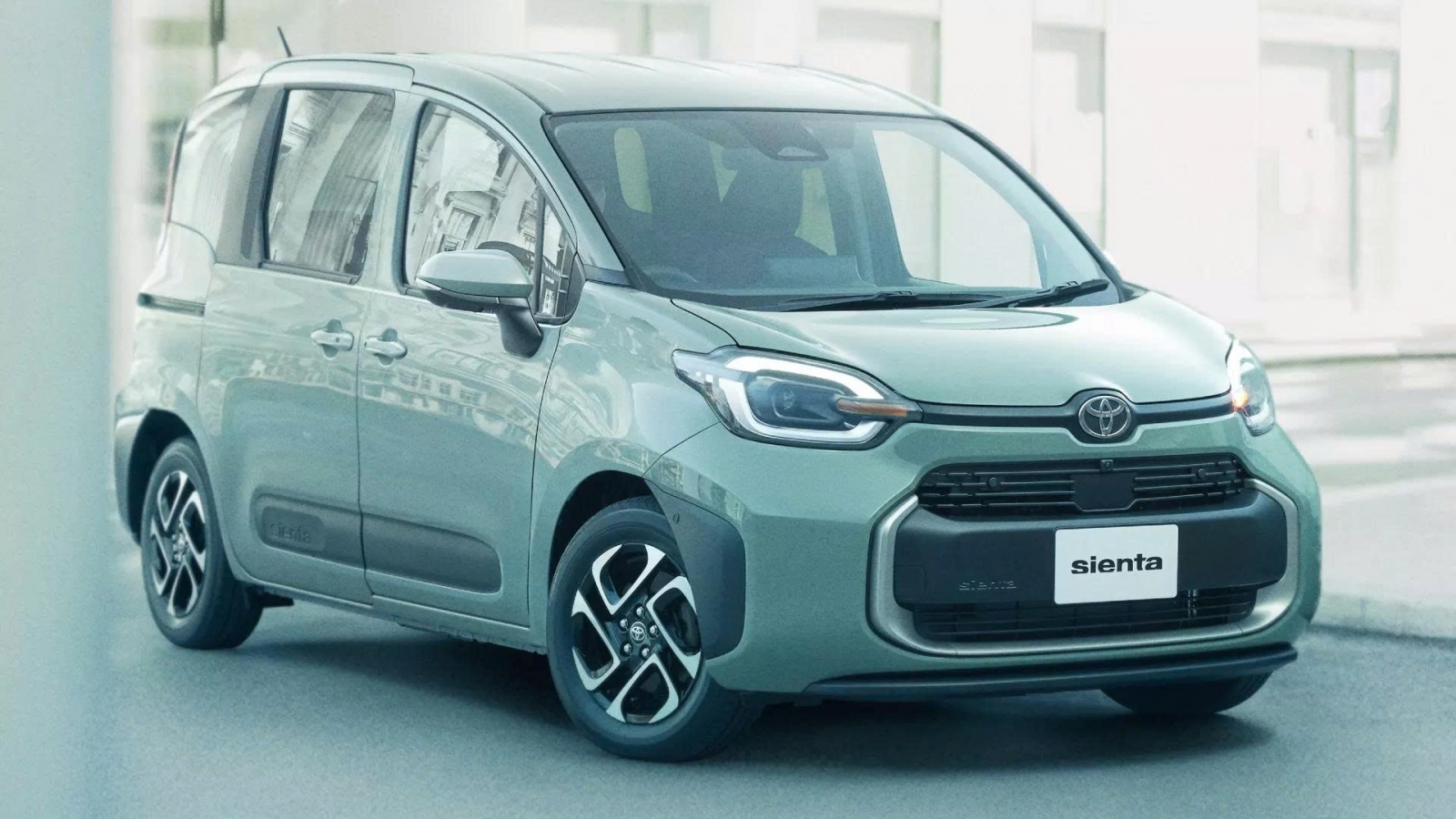 Toyota ra mắt minivan mới có thể biến thành phòng khách, văn phòng hoặc phòng ngủ