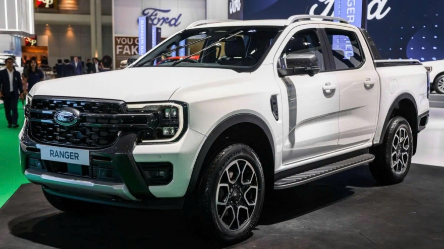 Ford hé lộ sự ra mắt của Ranger Wildtrak V6, giá hơn 1,2 tỷ đồng