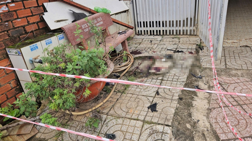 Sau tiếng nổ, người đàn ông ở Đồng Nai gục trên vỉa hè với bàn tay, đùi vỡ nát