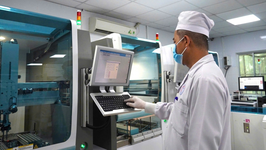 Vận hành hệ thống tự động hoá phòng xét nghiệm hiện đại tại Cần Thơ