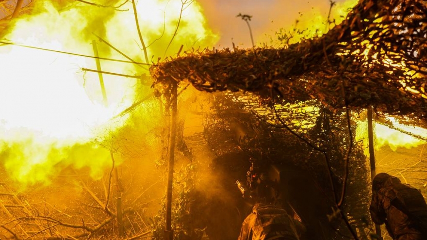 “Vành đai pháo đài” chịu áp lực nghẹt thở: Nga thọc sườn bao vây, Ukraine lo vỡ trận