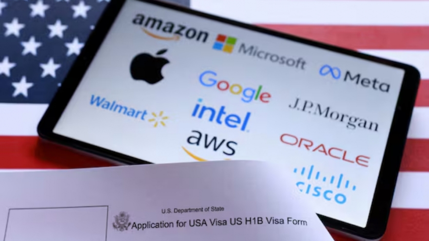 Trung Quốc thu hút kỹ sư công nghệ trẻ bằng thị thực mới