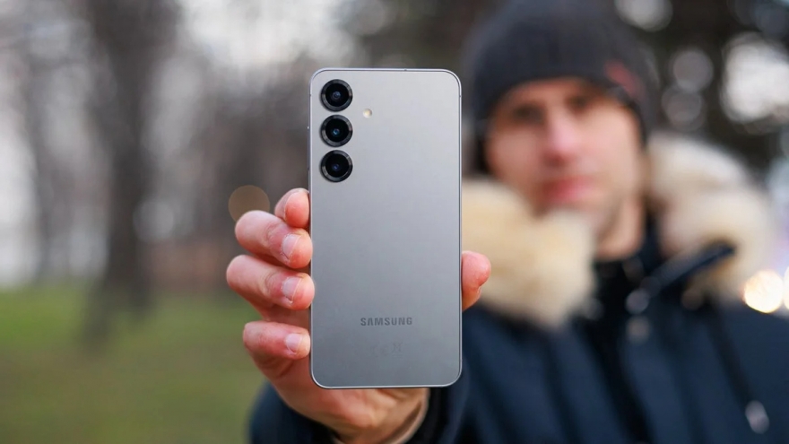 Người dùng loạt Galaxy S25 đón tin vui với One UI 8