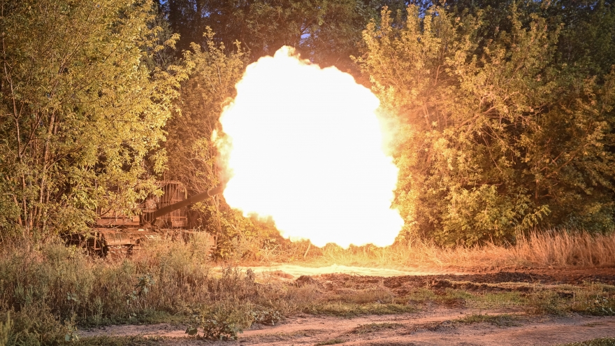 Chiến trường thay đổi 180 độ, xe tăng Nga và Ukraine tìm cách thích ứng thế nào?