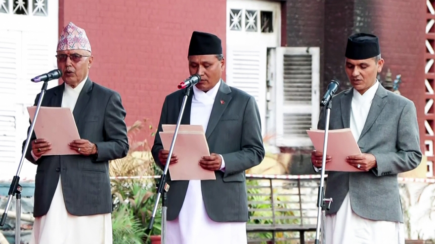 Nội các lâm thời Nepal công bố các thành viên đầu tiên