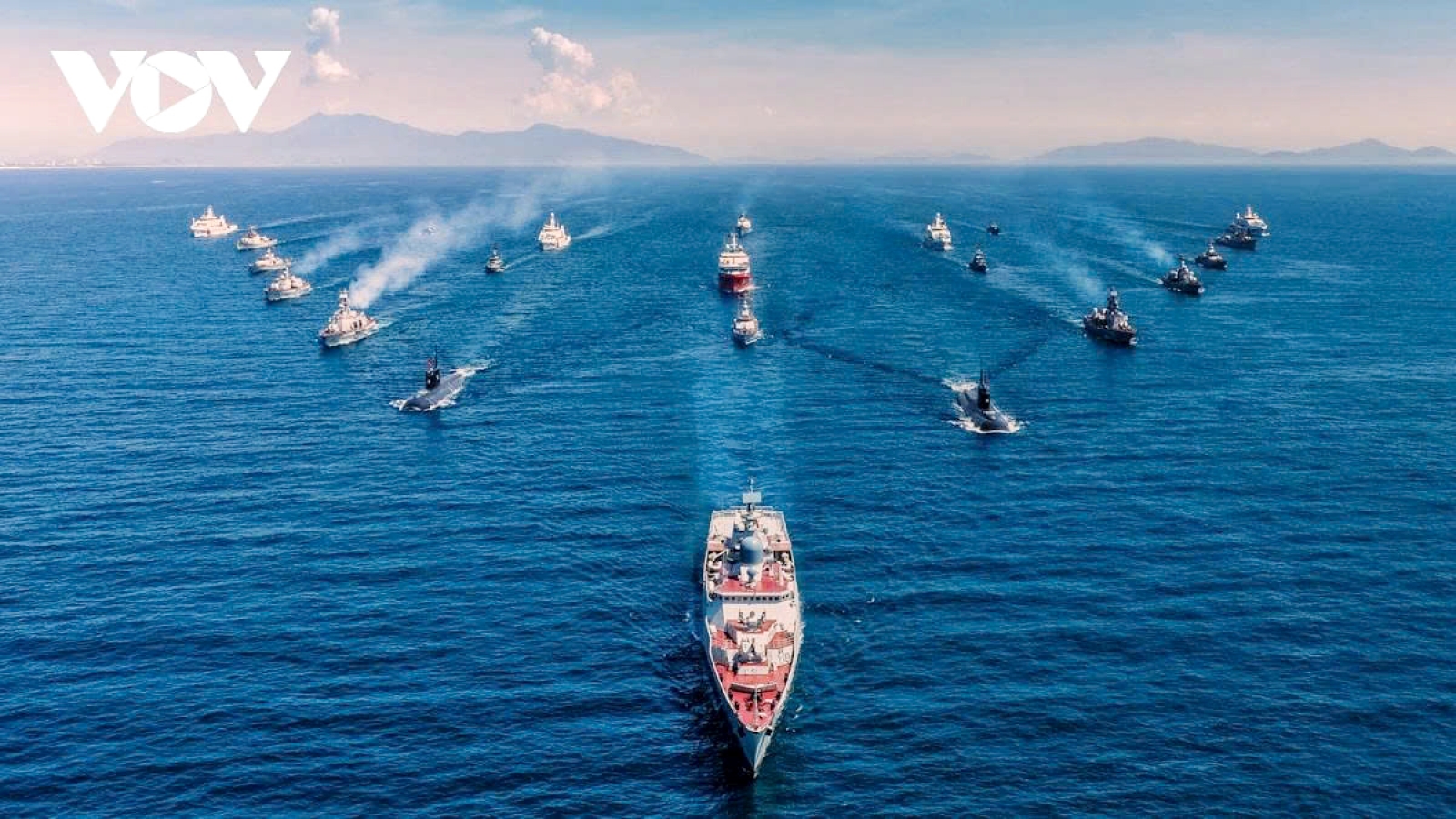 Vietnamese Navy showcases strength in National Day naval parade