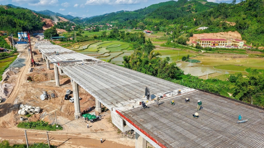 Thi đua “100 ngày đêm thông tuyến cao tốc Hữu Nghị - Chi Lăng và Đồng Đăng – Trà Lĩnh”