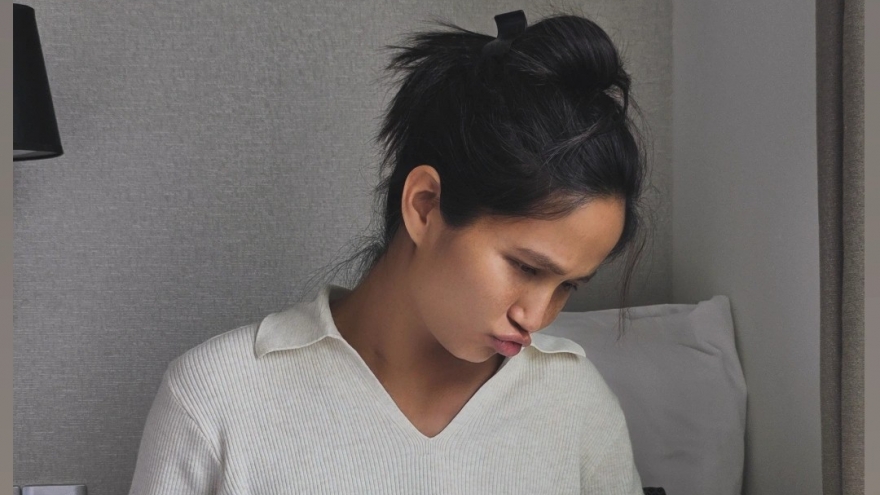 Sao Việt 28/9: H'Hen Niê hạnh phúc khi nuôi con bằng sữa mẹ