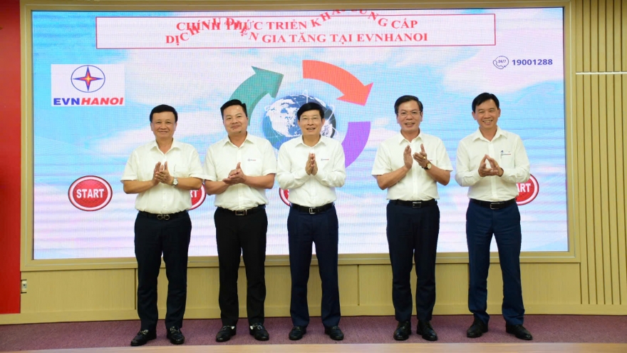 EVNHANOI đã tổ chức Lễ khởi động triển khai Dịch vụ điện gia tăng
