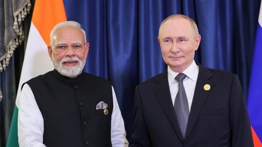 Lãnh đạo Ấn Độ và Nga tiếp xúc bên lề Thượng đỉnh SCO