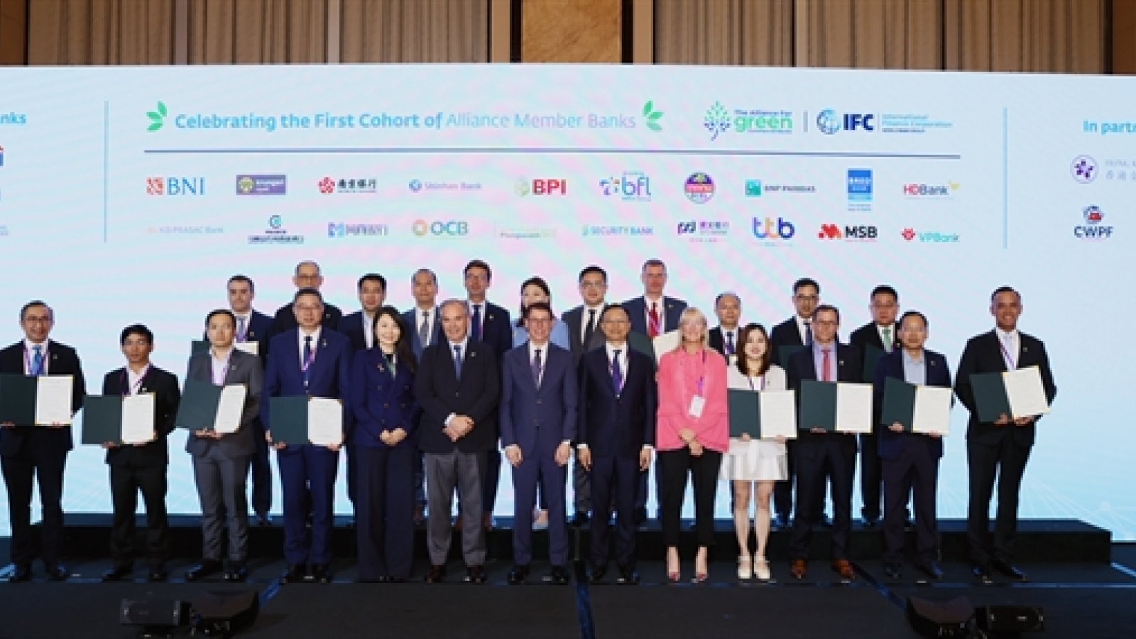 Four Vietnamese banks join IFC's Green Alliance to boost sustainable finance
