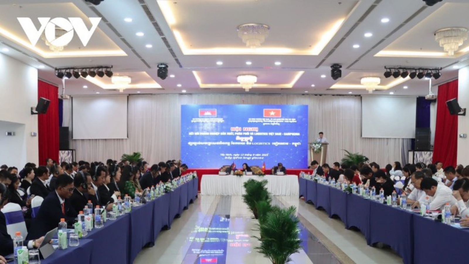 Vietnam, Cambodia boost logistics links to cut cross-border costs by up to 15%