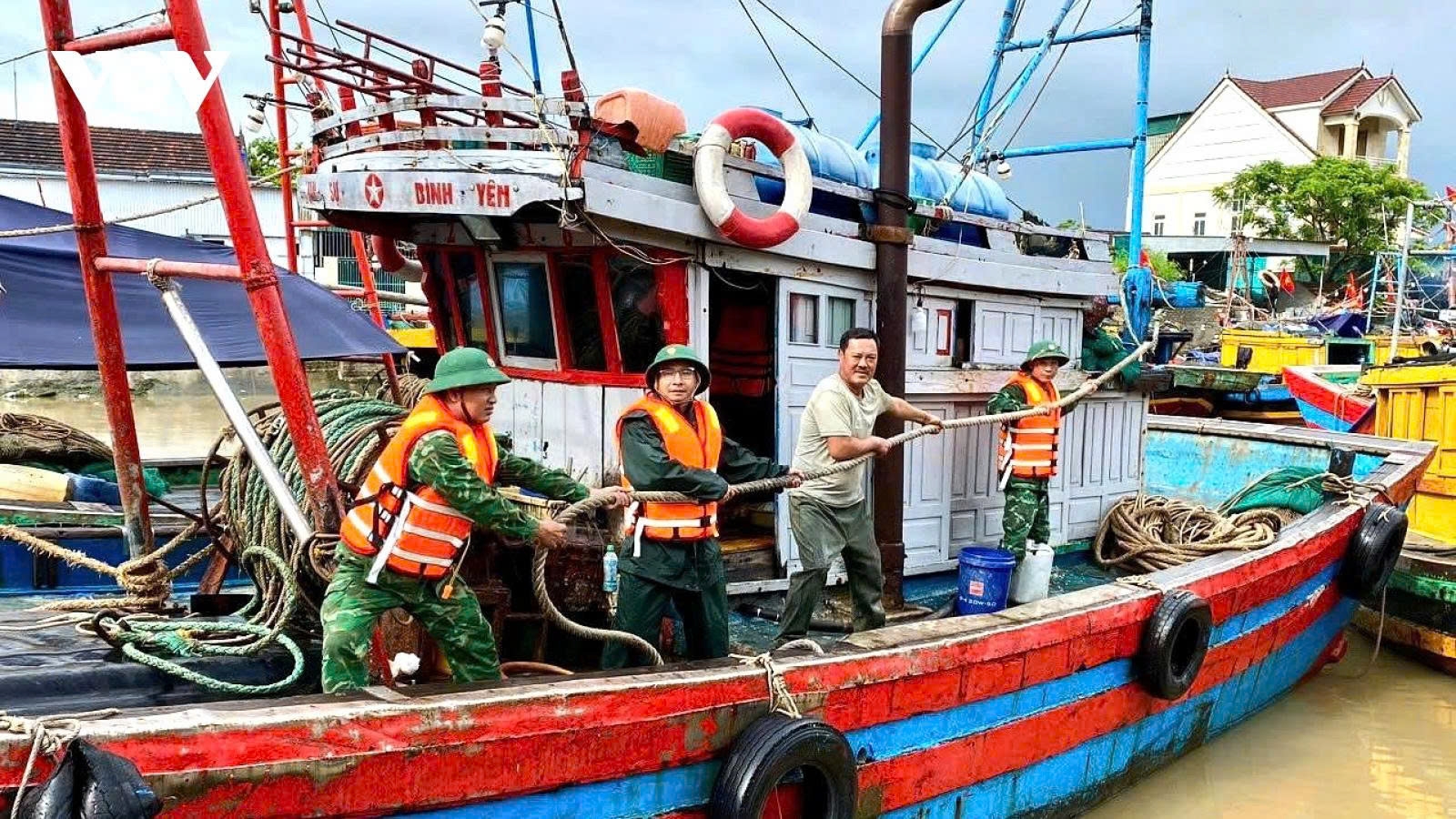 Central localities on high alert as typhoon Bualoi moves closer