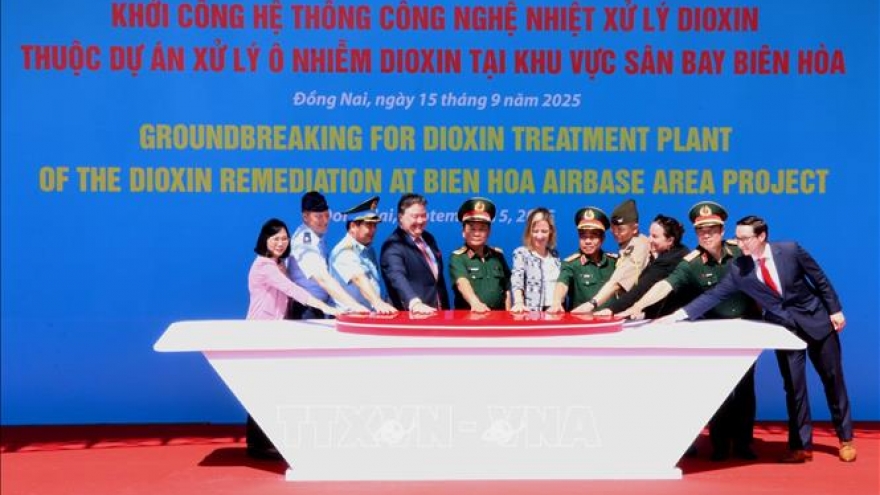 Vietnam,US step up efforts on dioxin cleanup and support for people with disabilities