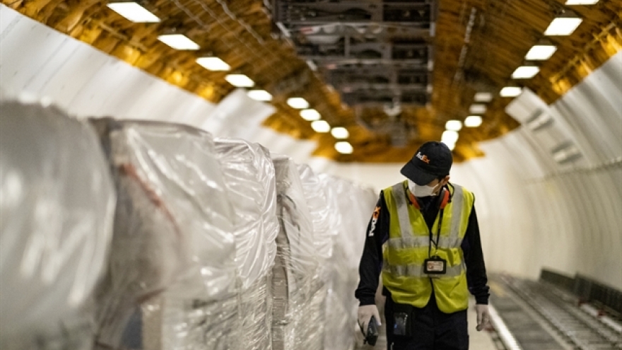 FedEx enhances network from northern Vietnam to Asia, Europe