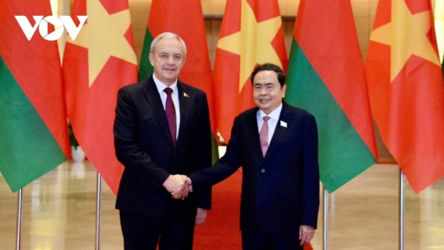 Vietnamese, Belarusian legislators meet on 80th National Day occasion