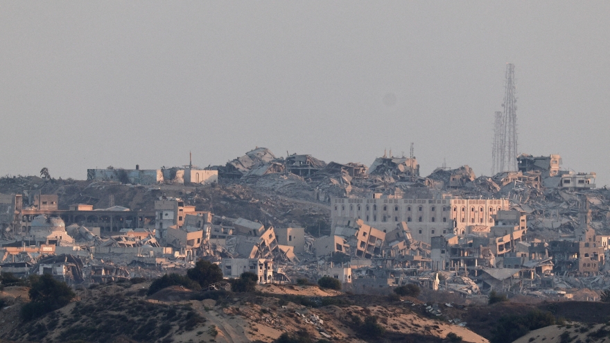 Houthi phóng tên lửa đạn đạo và UAV tấn công Israel