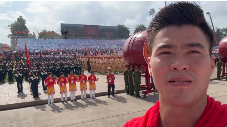 Duy Mạnh dự lễ diễu binh A80, dàn cầu thủ Việt Nam gửi thông điệp ý nghĩa ngày Quốc khánh 2/9