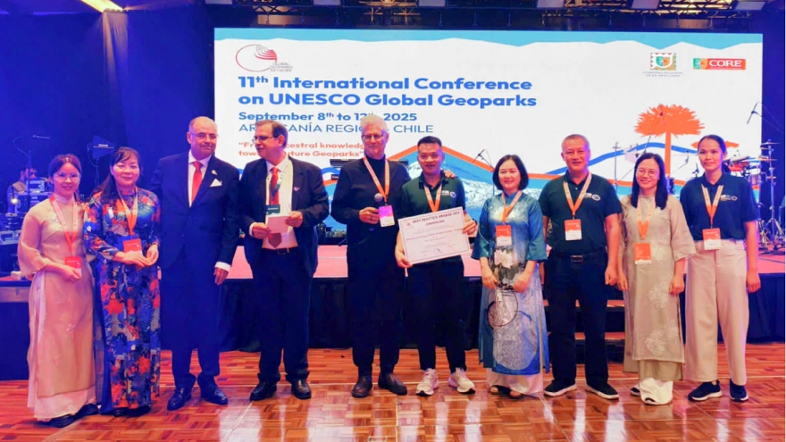 Non Nuoc Cao Bang Global Geopark honoured at UNESCO conference in Chile