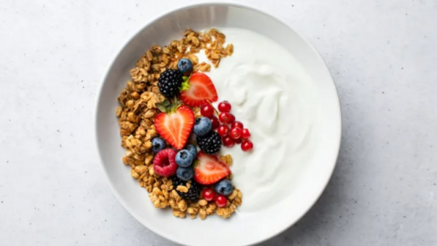 Ăn sữa chua thời điểm nào trong ngày là tốt nhất?