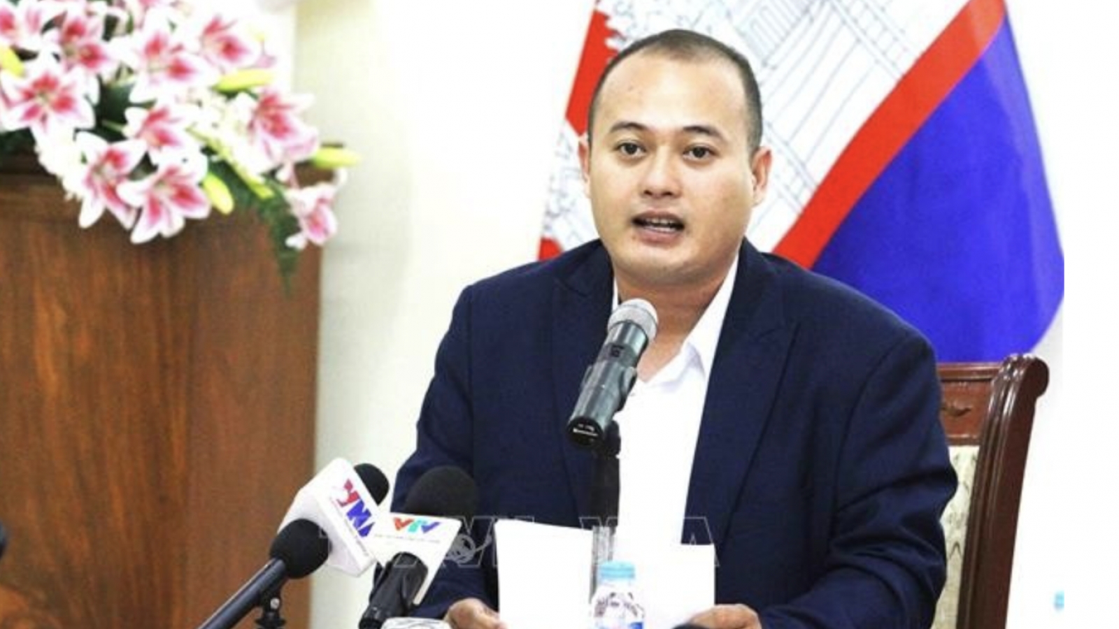 Sound ties between ruling parties - Political anchor for Vietnam-Cambodia relations