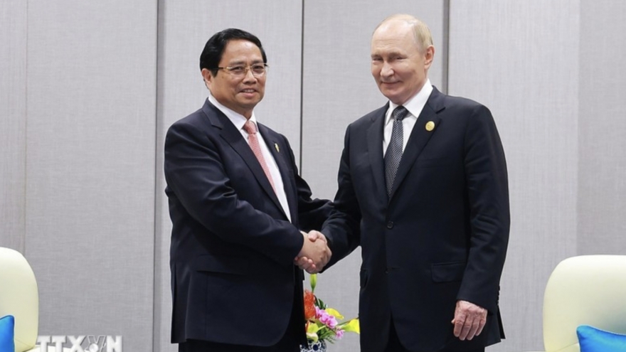 Prime Minister meets Russian President in China
