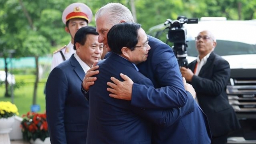 Vietnam always treasures special friendship with Cuba: PM