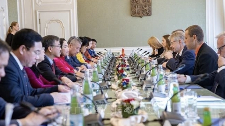 Vietnam, Czech Republic strengthen friendship, cooperation