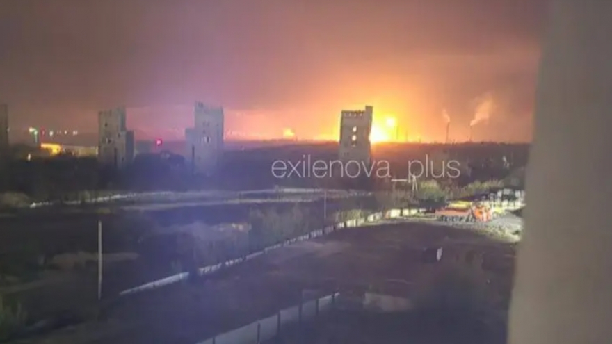 Ukraine tuyên bố tấn công hai nhà máy lọc dầu Nga ở Saratov và Samara