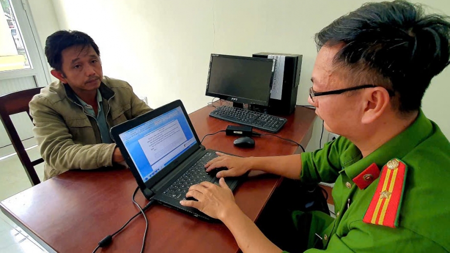 Bắt khẩn cấp lái xe gây tai nạn làm 2 người thương vong rồi bỏ trốn