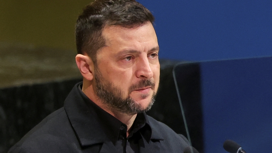 Tổng thống Ukraine hủy chuyến thăm Davos giữa thông tin bị ông Trump “ngó lơ”