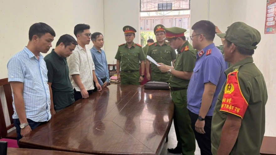 Nâng giá quyền khai thác khoáng sản hơn 306 lần, 4 đối tượng bị khởi tố