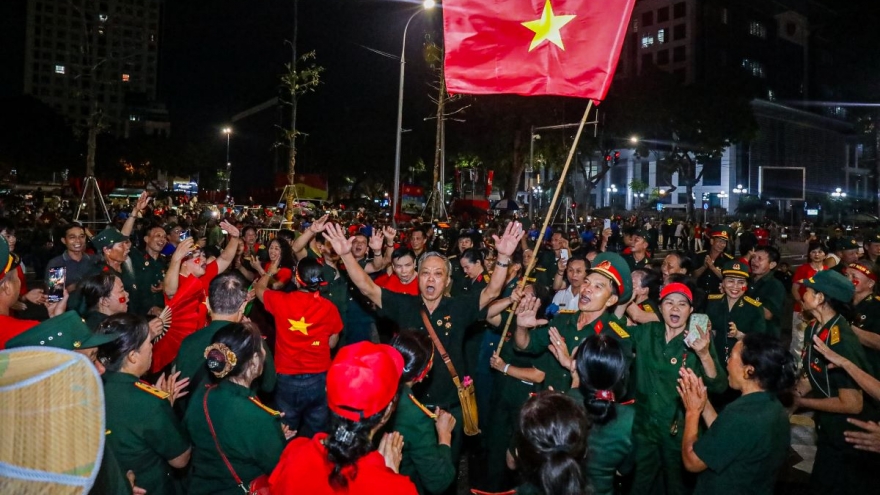 Có một sân khấu đặc biệt ở Đại lễ A80