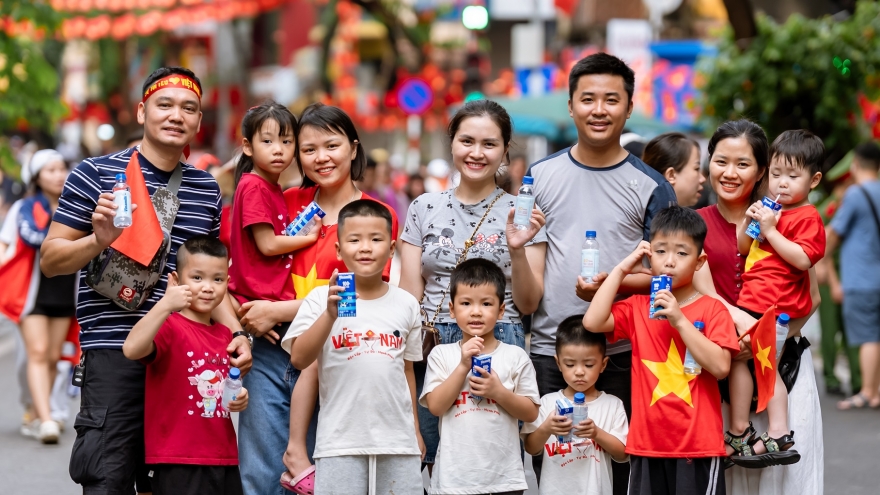 Vinamilk hòa nhịp cùng triệu trái tim mừng 80 năm Quốc khánh