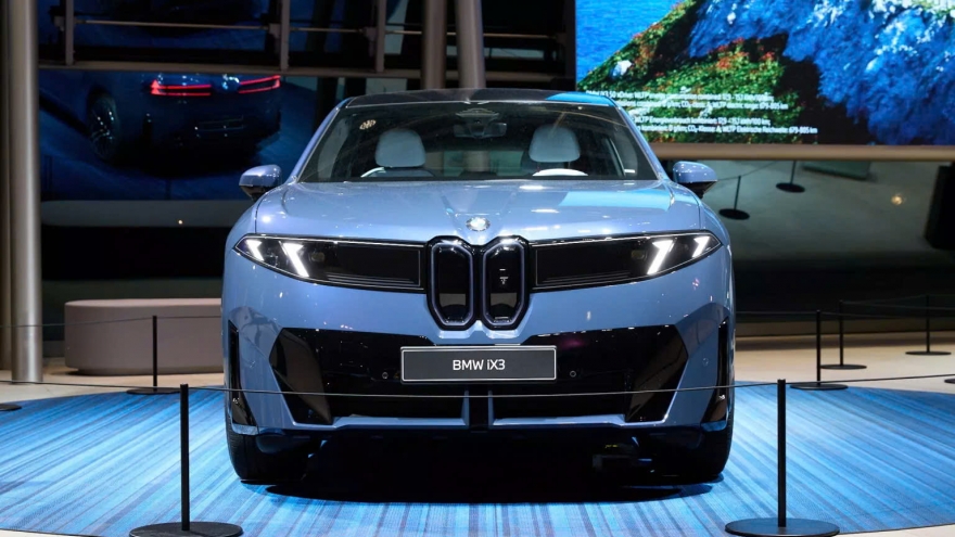 BMW iX3 sẽ luôn “như mới” nhờ cập nhật OTA liên tục