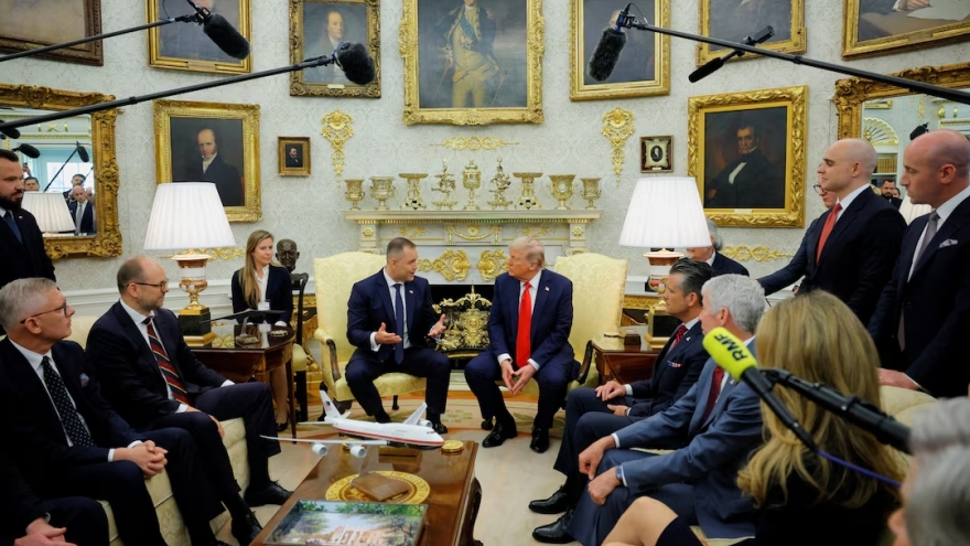 Mỹ cam kết duy trì binh sĩ tại Ba Lan