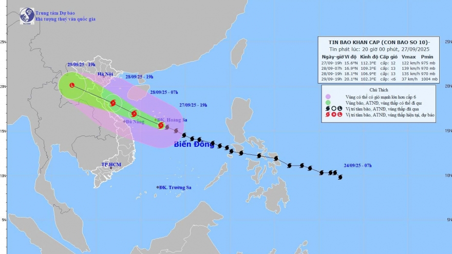 Bão số 10 giật cấp 15, di chuyển rất nhanh vào đất liền