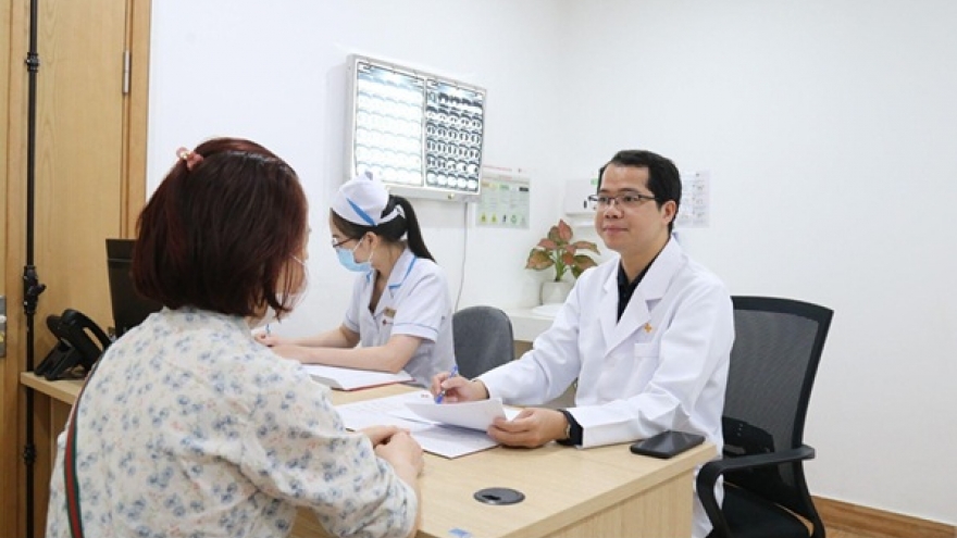 Chuyên gia BS Nguyễn Đức Toàn: Đốt sóng cao tần u tuyến giáp có hiệu quả ?