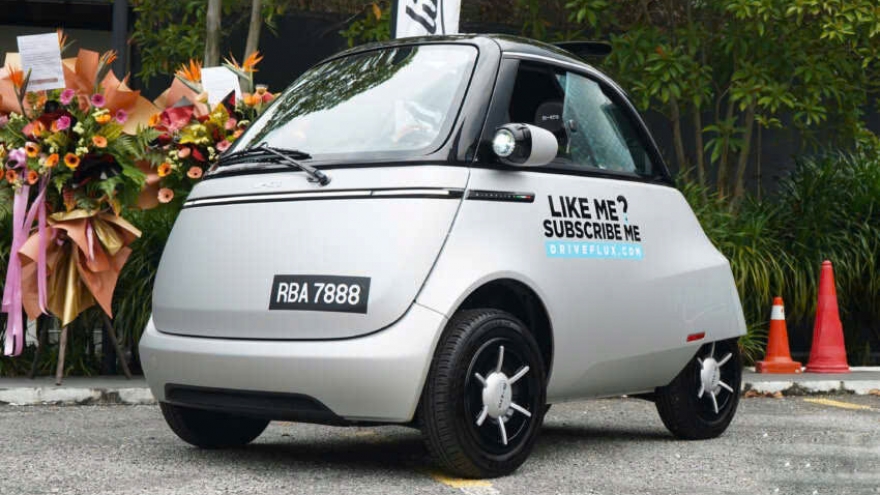 Xe điện tí hon Microlino lần đầu xuất hiện trước khi ra mắt vào 2026