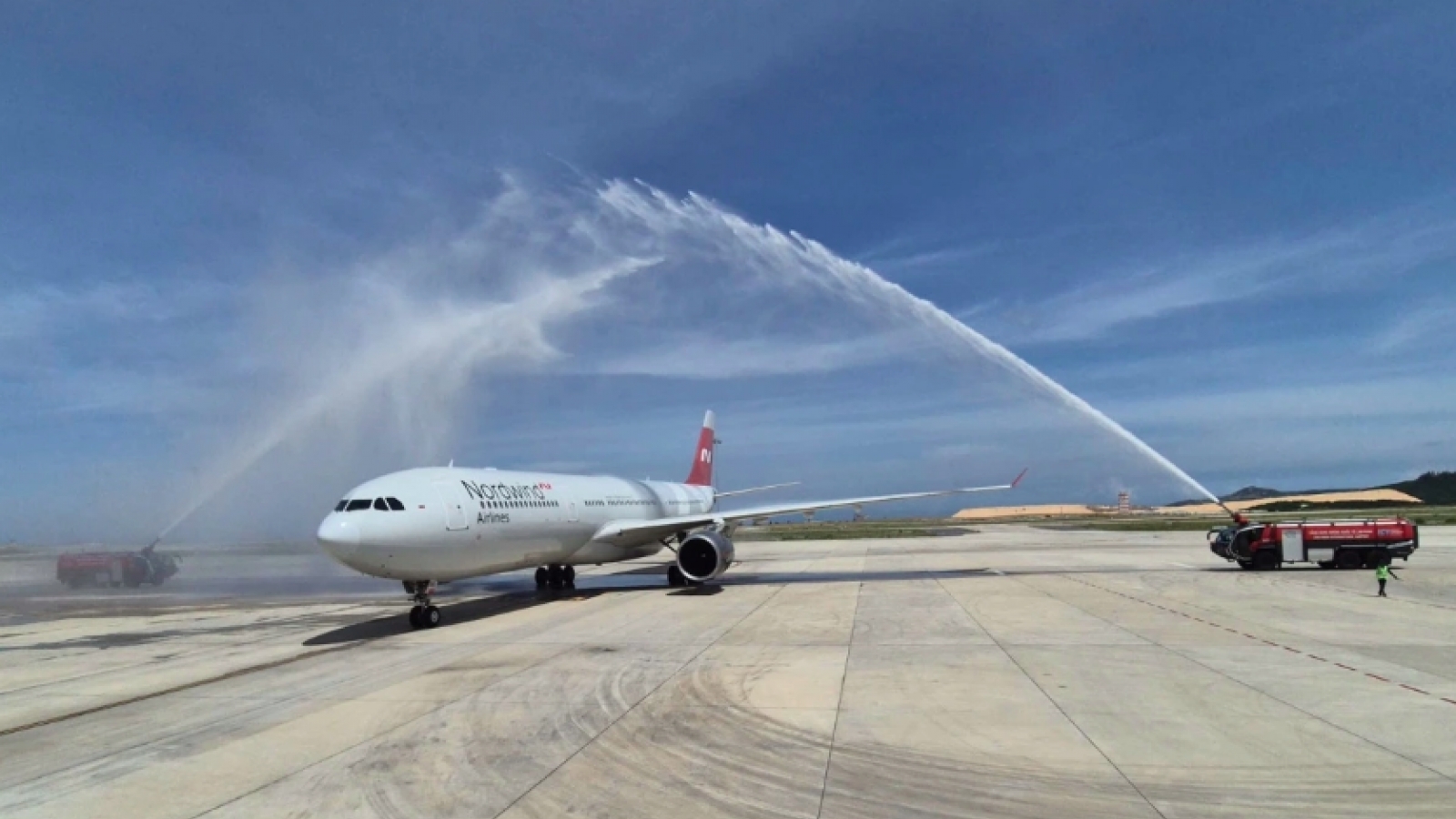 Khanh Hoa welcomes Nordwind flight from Moscow after nearly 5 years