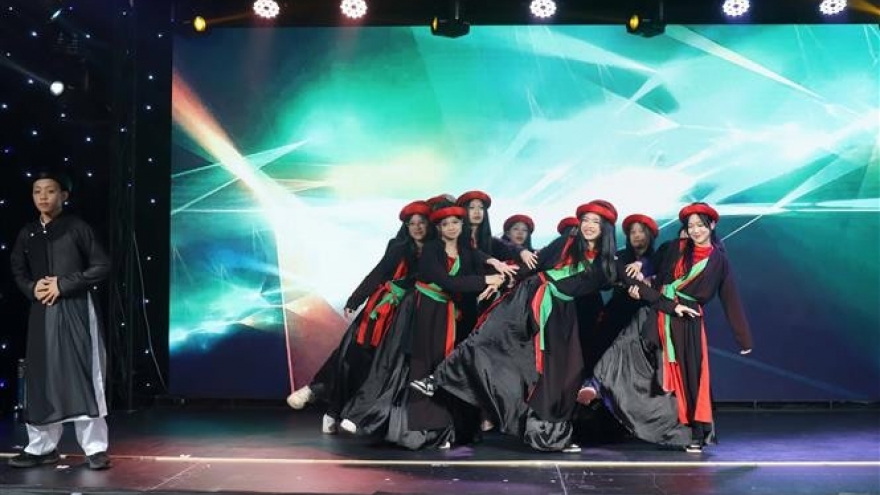 Vietnamese language nurtures love for national culture in Czech Republic