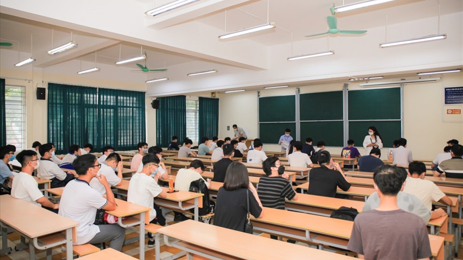 Bộ GD-ĐT cảnh báo thông tin sai lệch về "sắp xếp lại đại học"