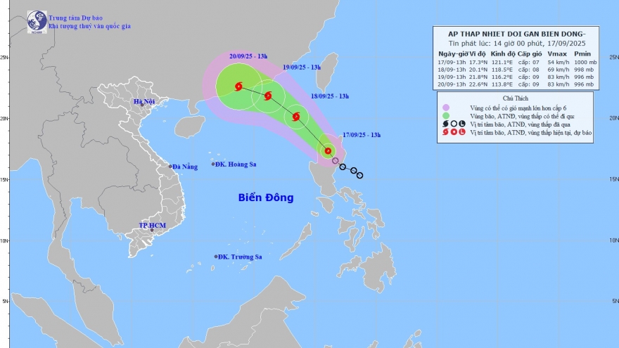 Áp thấp nhiệt đới tiến vào Biển Đông và có thể mạnh lên thành bão vào ngày mai (18/9)