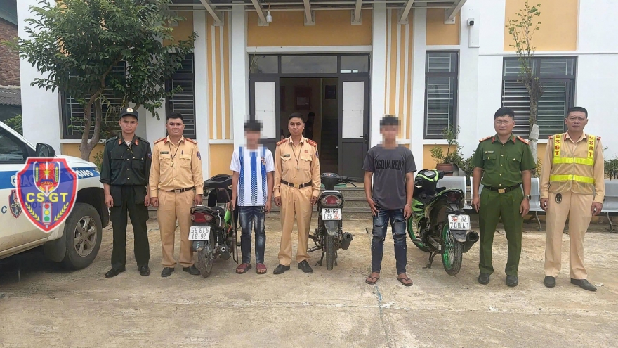 Xử lý nhóm thiếu niên “độ xế”, quay clip đăng lên mạng