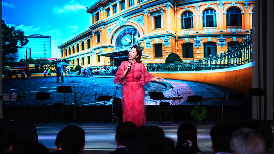 Diva Mỹ Linh đại diện Việt Nam cất tiếng hát tại Expo 2025 Osaka