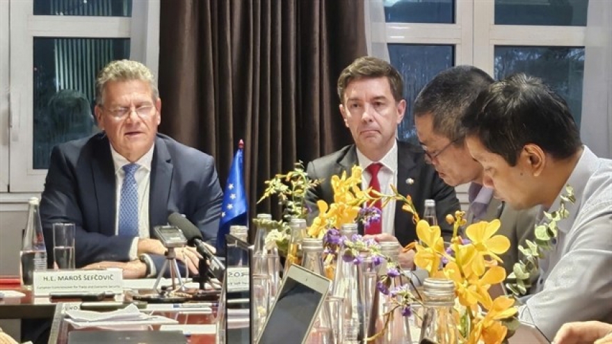 Vietnam, EU eye balance, deeper strategic cooperation
