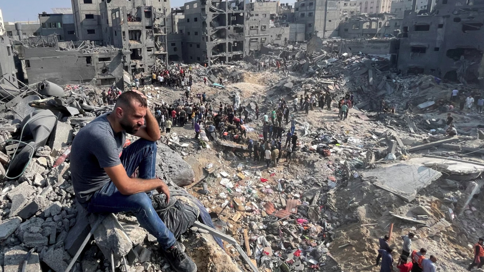 Israel và Hamas hoàn tất giai đoạn đầu của lệnh ngừng bắn