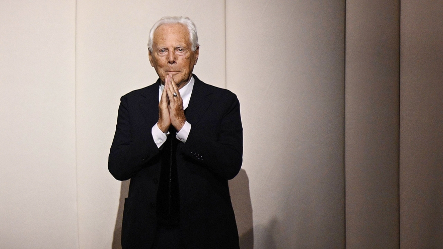 Biểu tượng thời trang xa xỉ Giorgio Armani qua đời ở tuổi 91