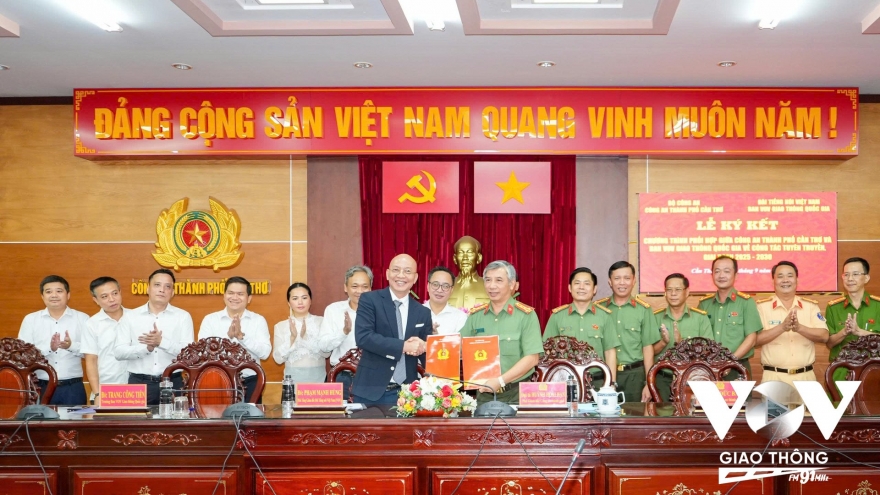 Ban VOV Giao thông Quốc gia và Công an TP.Cần Thơ ký kết Quy chế phối hợp tuyên truyền